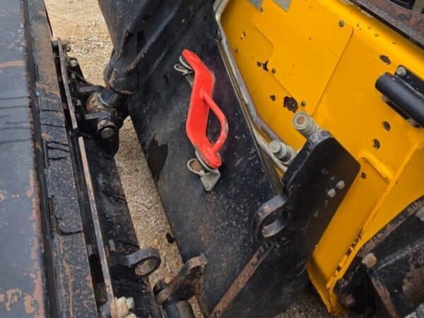 Minipala JCB 190HF vista attacco benna