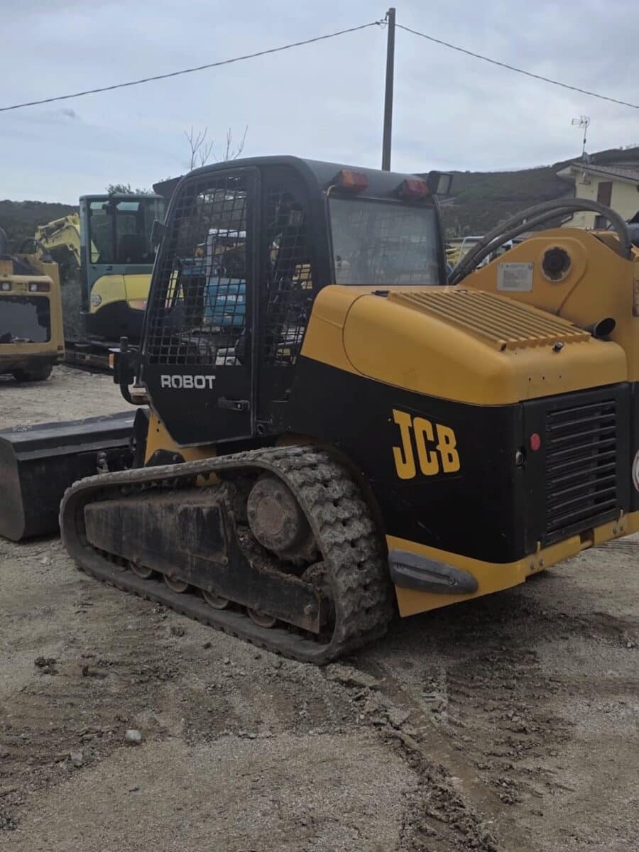 Vista posteriore laterale JCB 190HF