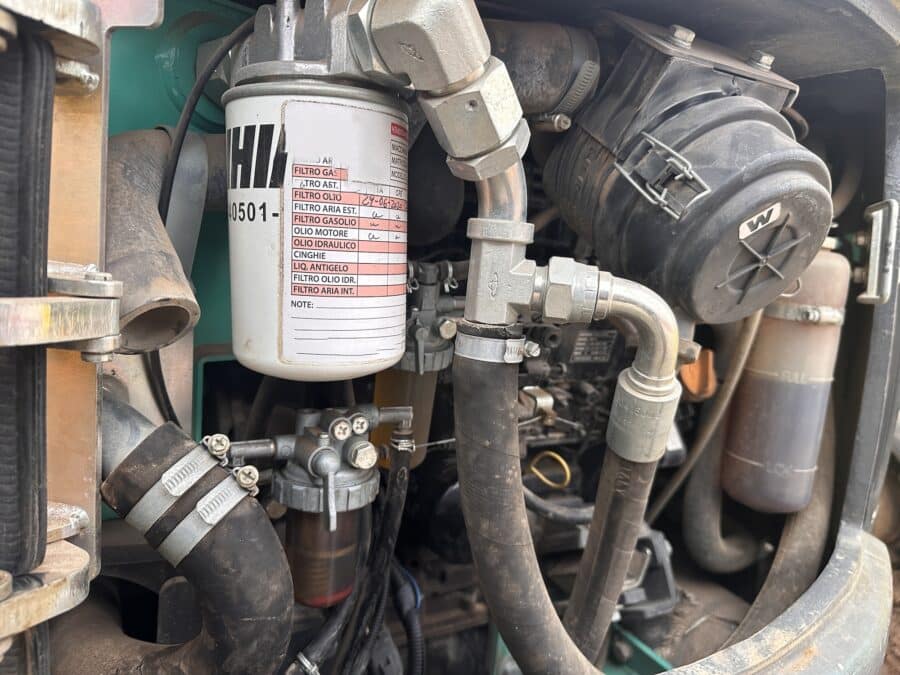 miniescavatore IHIMER VXT19 Motore Yanmar 3TNV70 dettaglio filtro