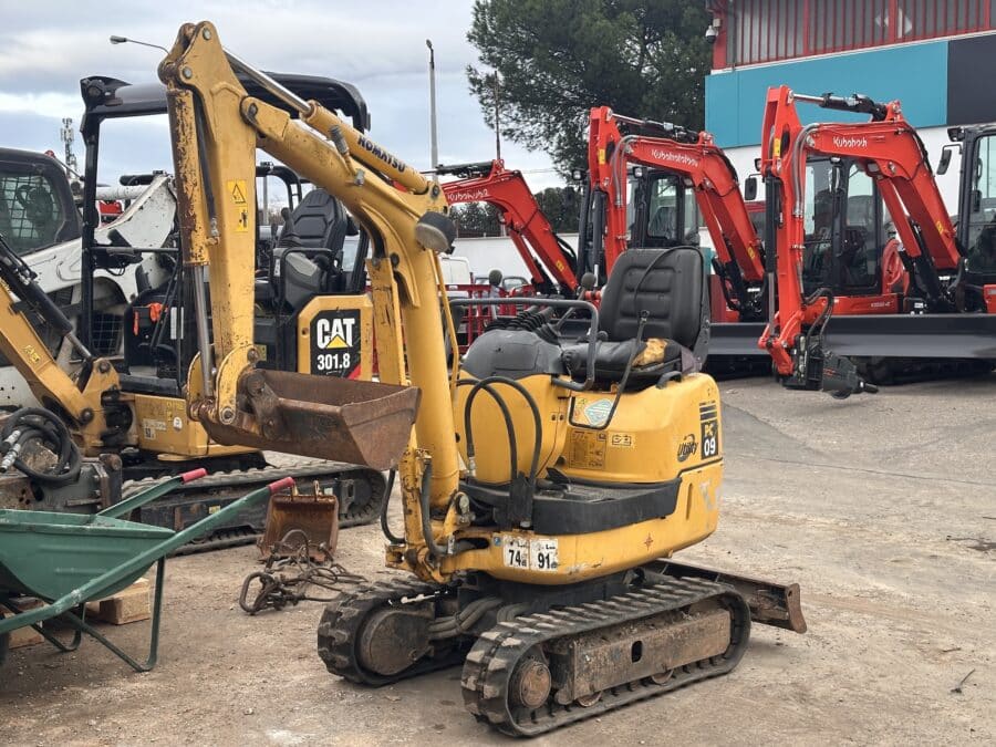 Used 2015 Komatsu PC09 mini excavator gyroplane side view