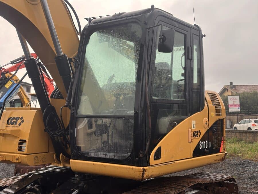 dettaglio cabina chiusa CATERPILLAR 311CU