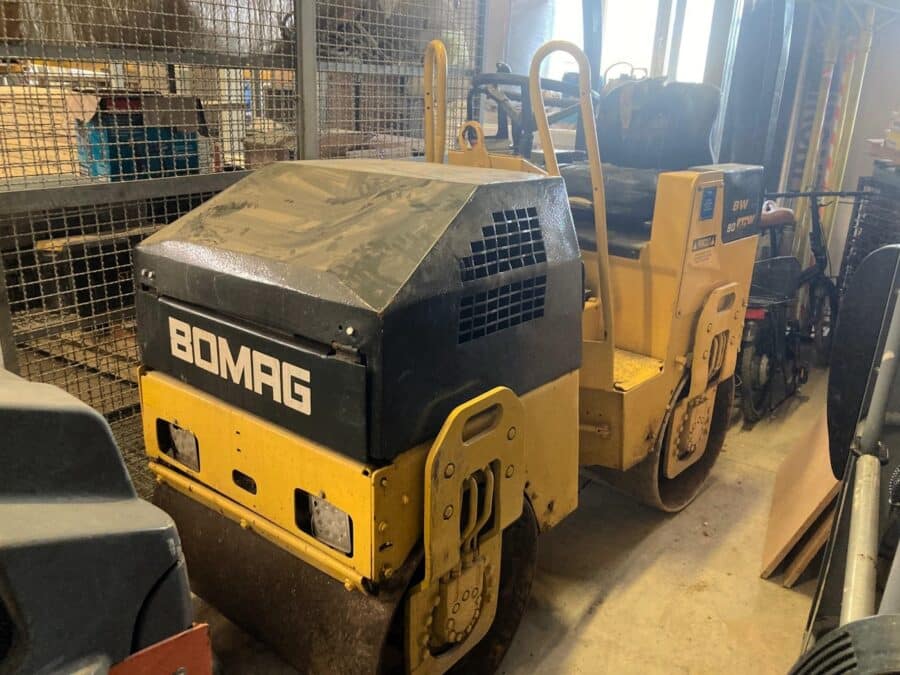 BOMAG BW80AD vista frontale