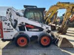 Minipala Bobcat S570 in cantiere operativo