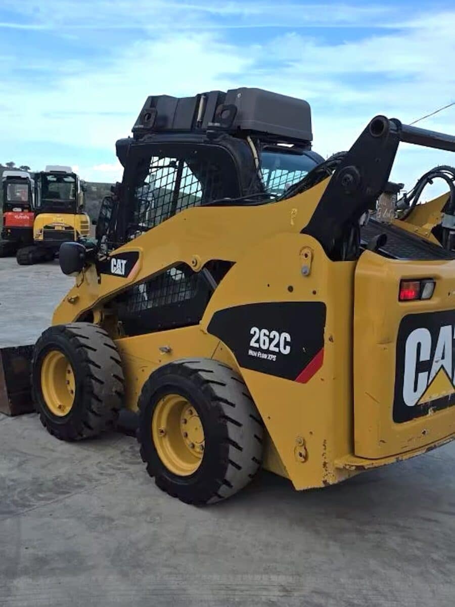 CATERPILLAR 262C cabina chiusa con aria condizionata