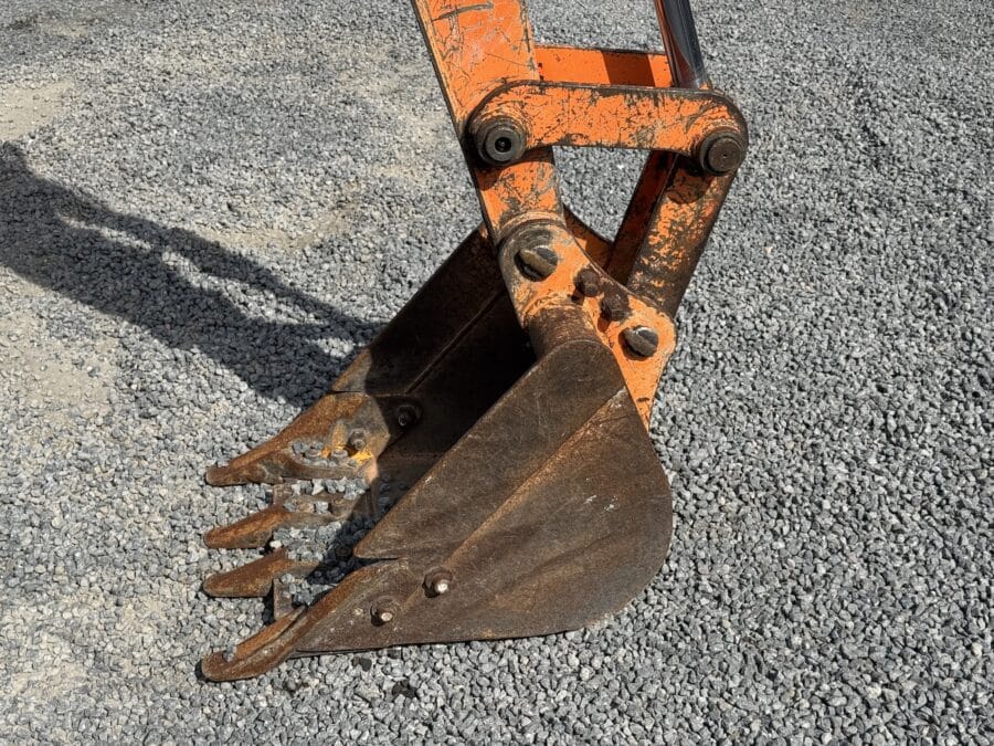 DOOSAN DX30Z dettaglio benna