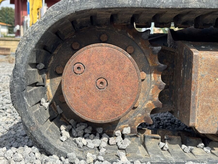 DOOSAN DX30Z dettaglio motoriduttore sx