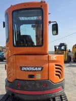 DOOSAN DX30Z rear view