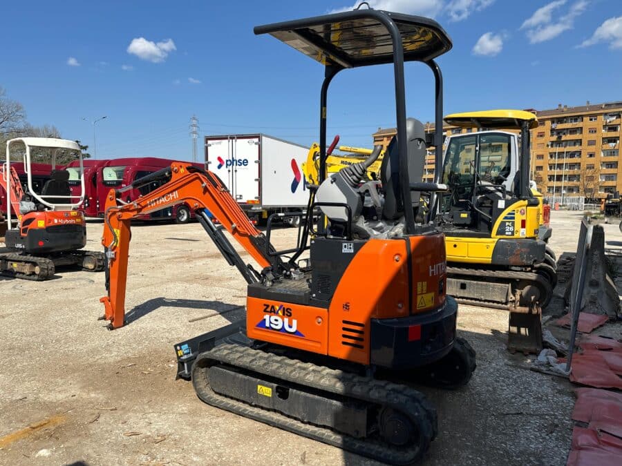 Hitachi ZAXIS 19U girosagoma