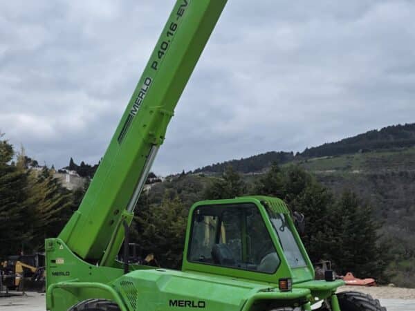 MERLO P40.16-EVS utilizzo in logistica industriale
