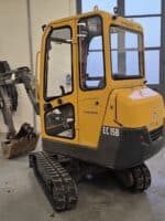 Volvo EC15B lavori manutenzione urbana