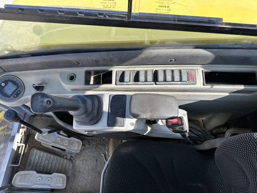 Wacker Neuson EZ53 dettaglio comandi dx vista operatore