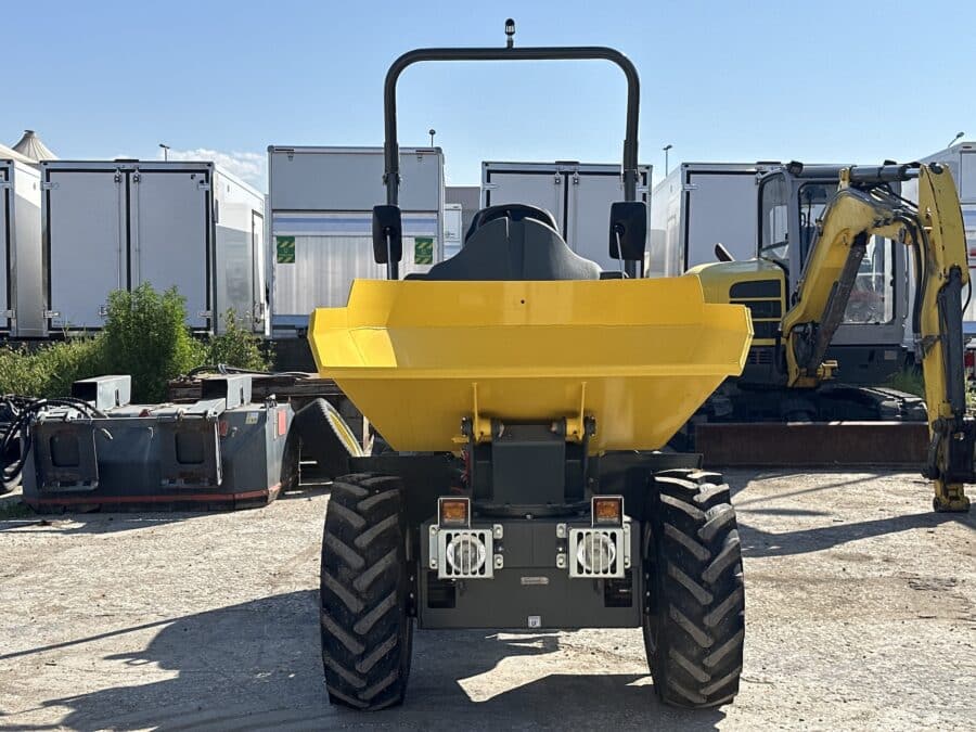 Vista frontale dumper Wacker Neuson 1501S con cassone