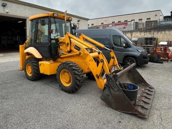 Terna JCB 2CX cabina chiusa 500 ore