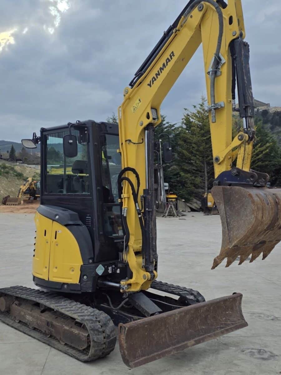 dettaglio impianto idraulico martello Yanmar VIO38