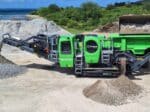 Impianto frantumazione mobile Evoquip Bison 280 in cava con materiale