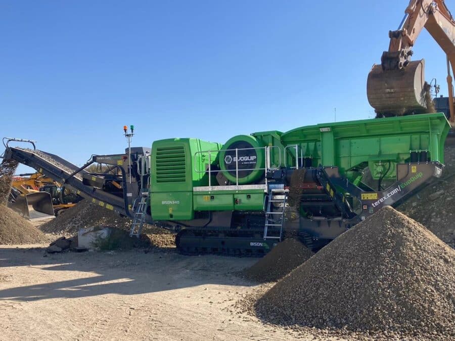 EVOQUIP BISON 340 mobile crusher side view