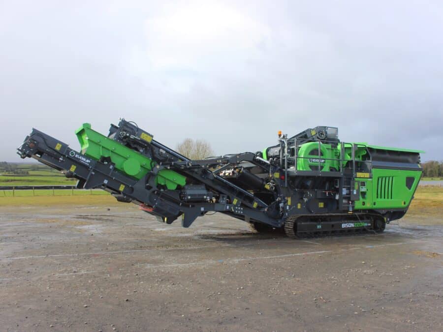 EvoQuip Bison 220R vista laterale con nastro trasportatore