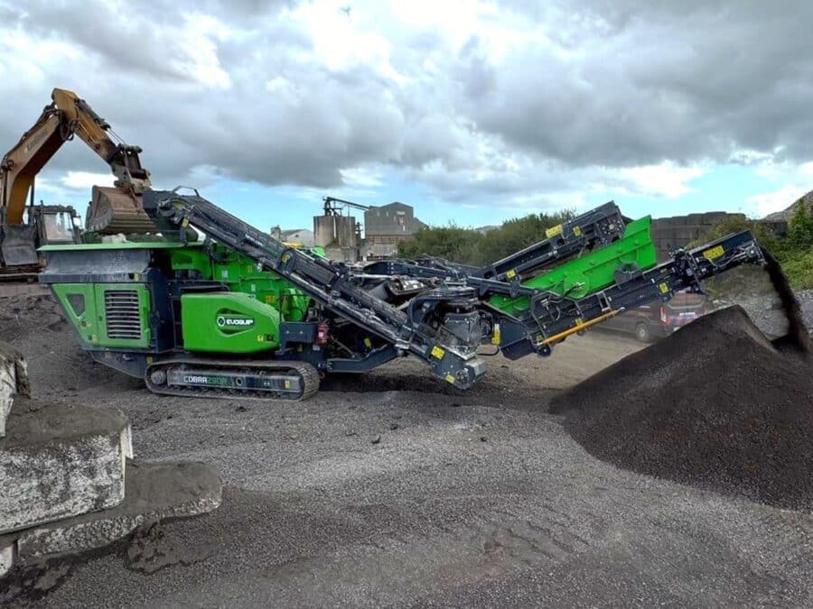 Wlot zasypowy 1030x790 mm kruszarki przemysłowej