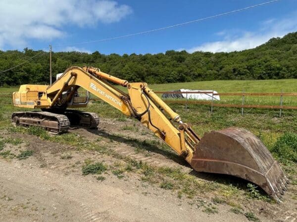 Escavatore FH200E braccio esteso laterale