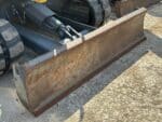 Detalle de pistones hidráulicos de excavadora Wacker Neuson EZ50