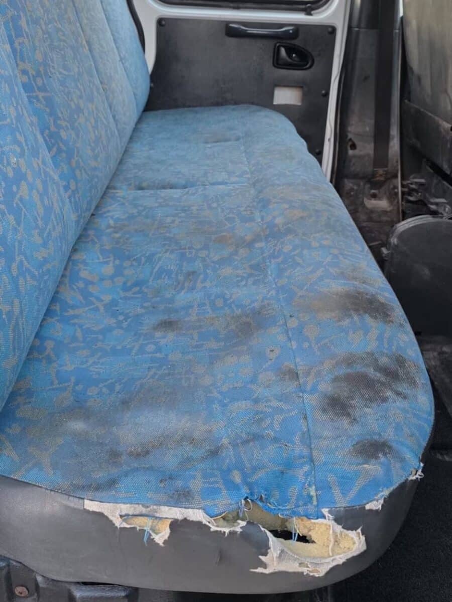 Cabina doppia Iveco Daily C13, interni spaziosi vista interna
