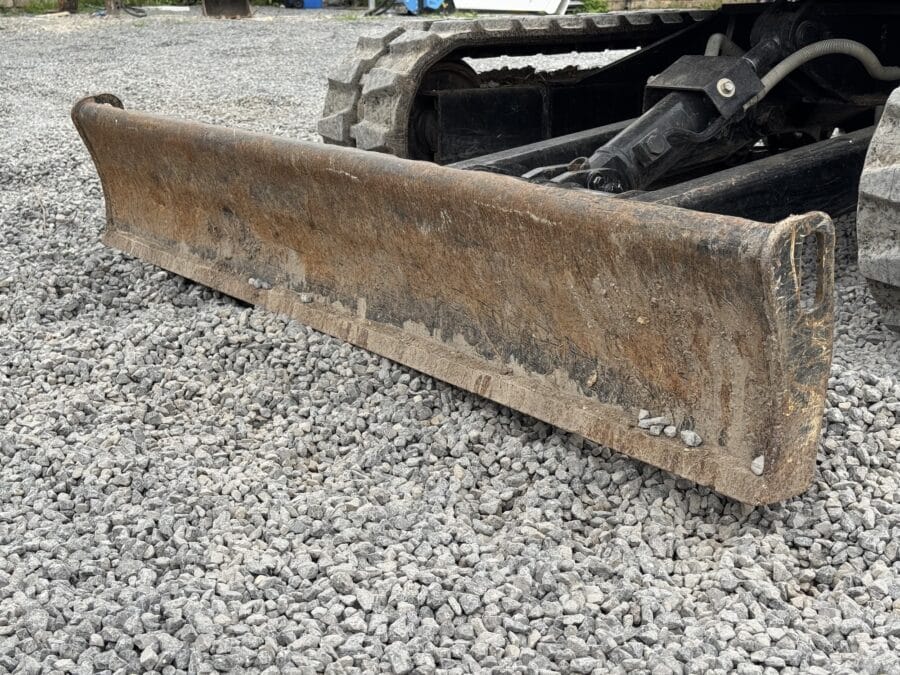 Lama anteriore escavatore per livellamento terreno