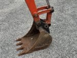 Benna escavatore Kubota U36 dettaglio denti usura