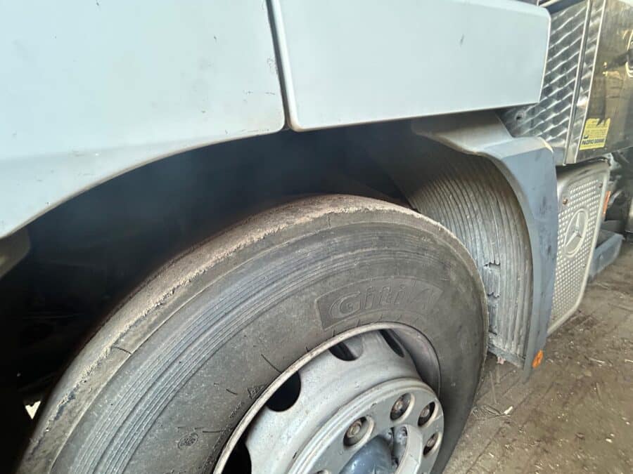 condizioni pneumatico mercedes actros 1831