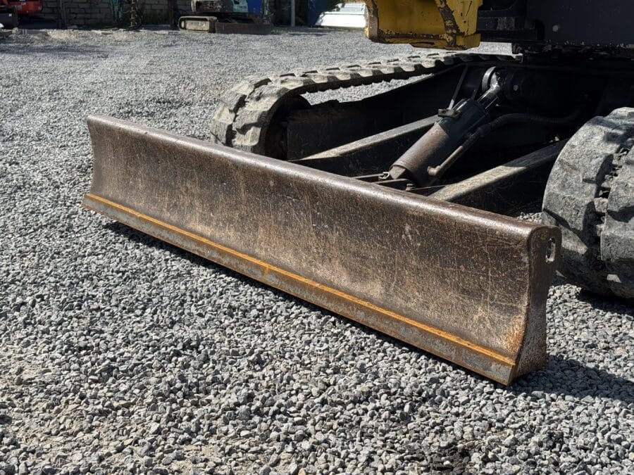 New Holland E35.2SR dettaglio lama