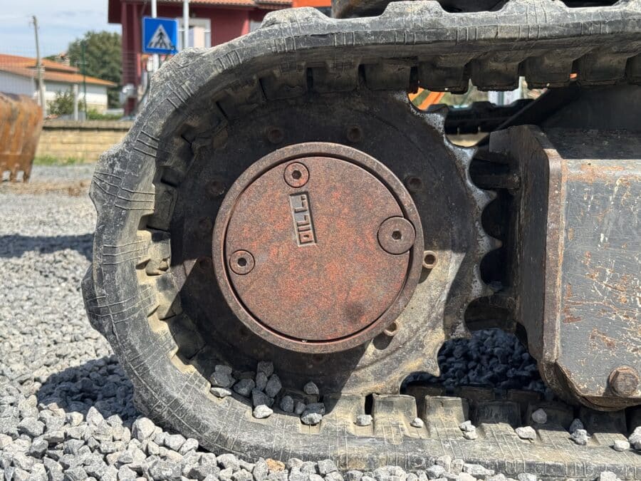New Holland E35.2SR dettaglio motoriduttore cingolo dx