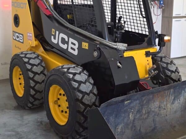 Minipala JCB 190T-HF vista frontale con benna