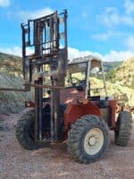 MANITOU 50 quintal rough terrain forklift with front forks and 50 quintal load capacity