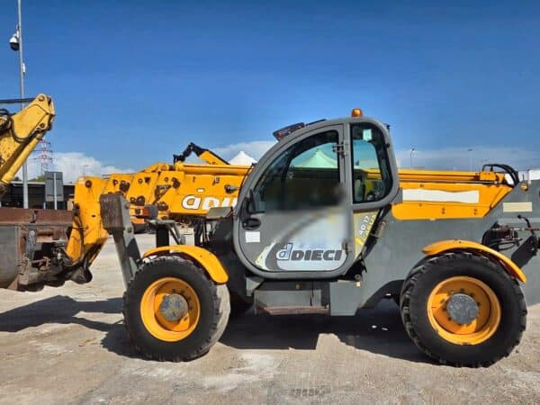 Sollevatore telescopico Dieci Icarus 40.17 usato, vista anteriore sinistra, del 2005, a Roma
